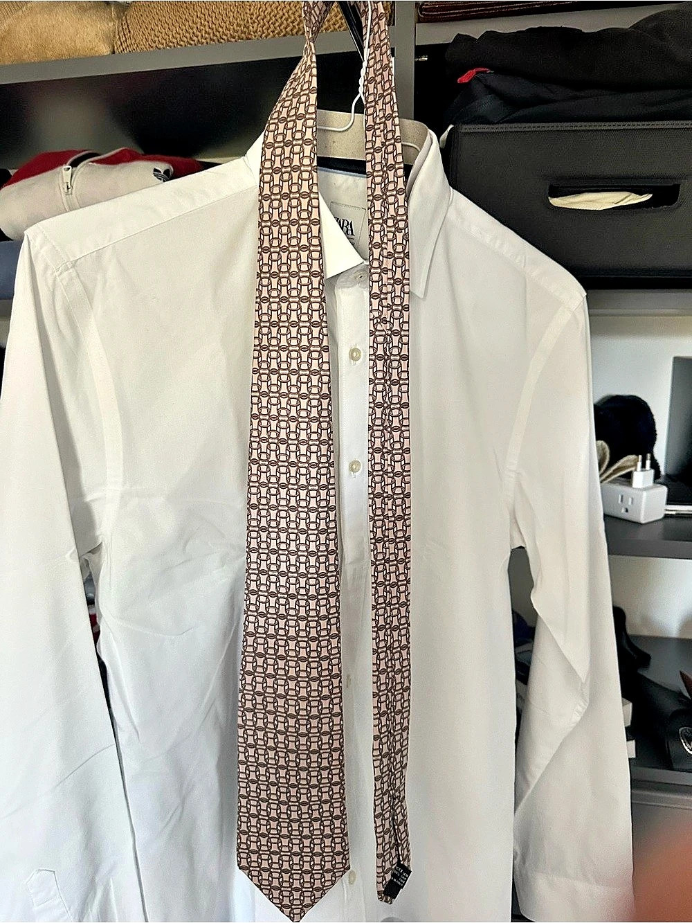 Gucci Men's Geometric Tie in Brown & Pink